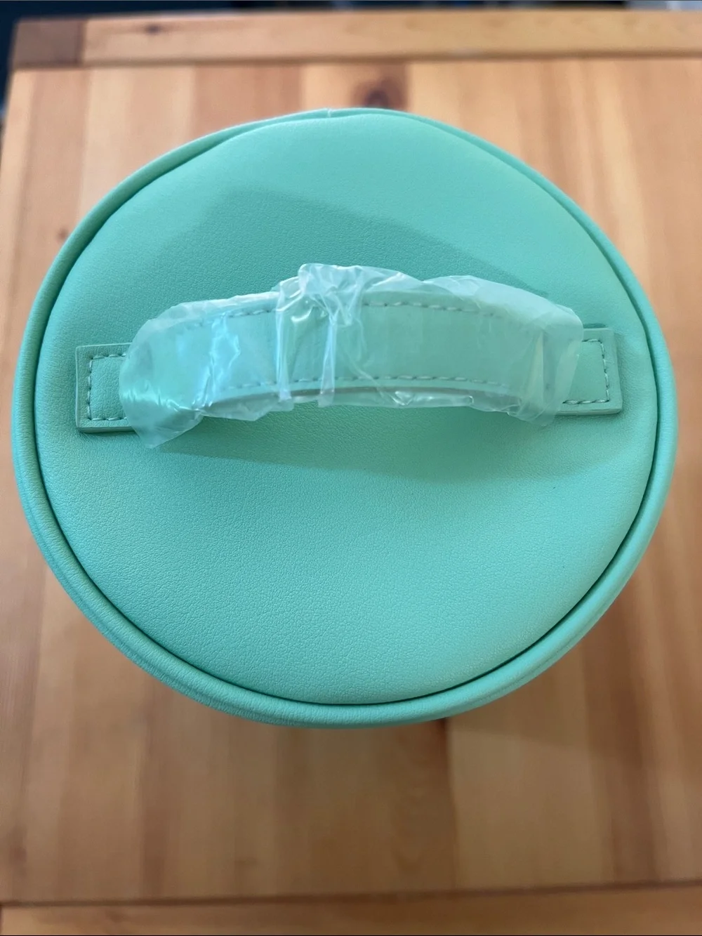 Clinique Green Round Makeup Bag
